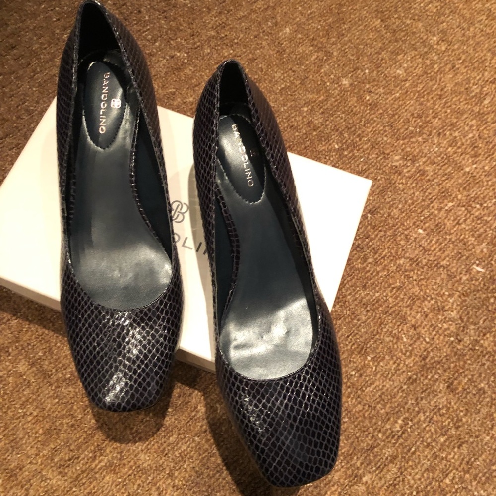 NWB Bandolino Clara Heels